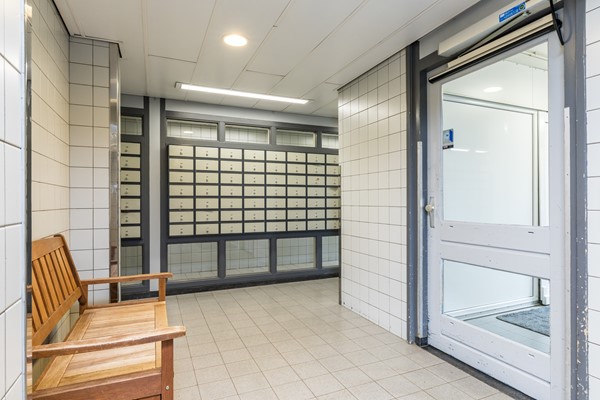 Foto - Te koop: Instapklaar gerenoveerd 3 slaapkamer appartement met berging in Brunssum